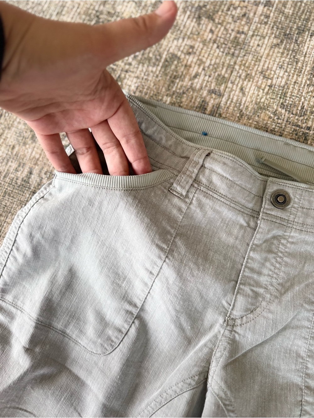 KUHL Cabo Kapri Ash Gray Pants Capri Cropped Lightweight Outdoor Hiking Size 8 - Picture 5 of 11